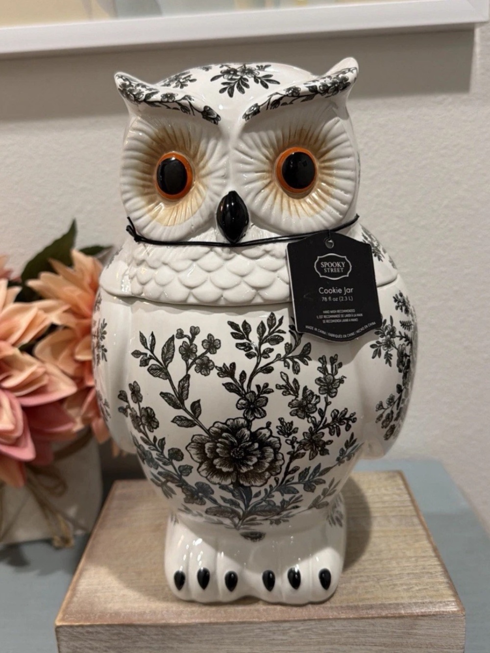 Spooky Street Owl Cookie Jar White Black Floral Toile Ceramic 78oz
Halloween New